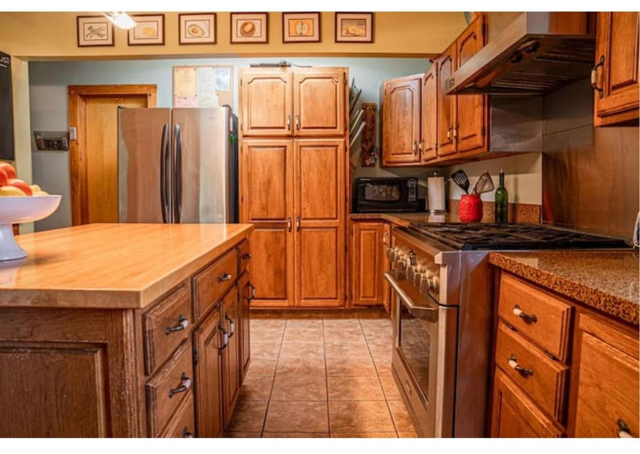 Point Au Roche Lodge Plattsburgh Εξωτερικό φωτογραφία