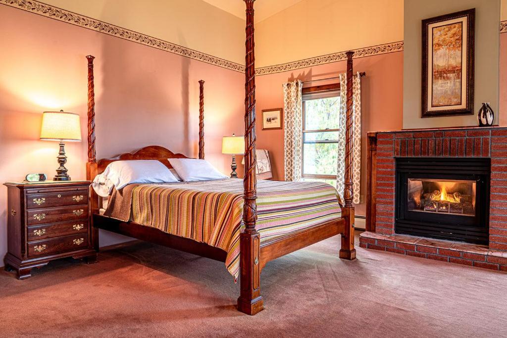 Point Au Roche Lodge Plattsburgh Εξωτερικό φωτογραφία